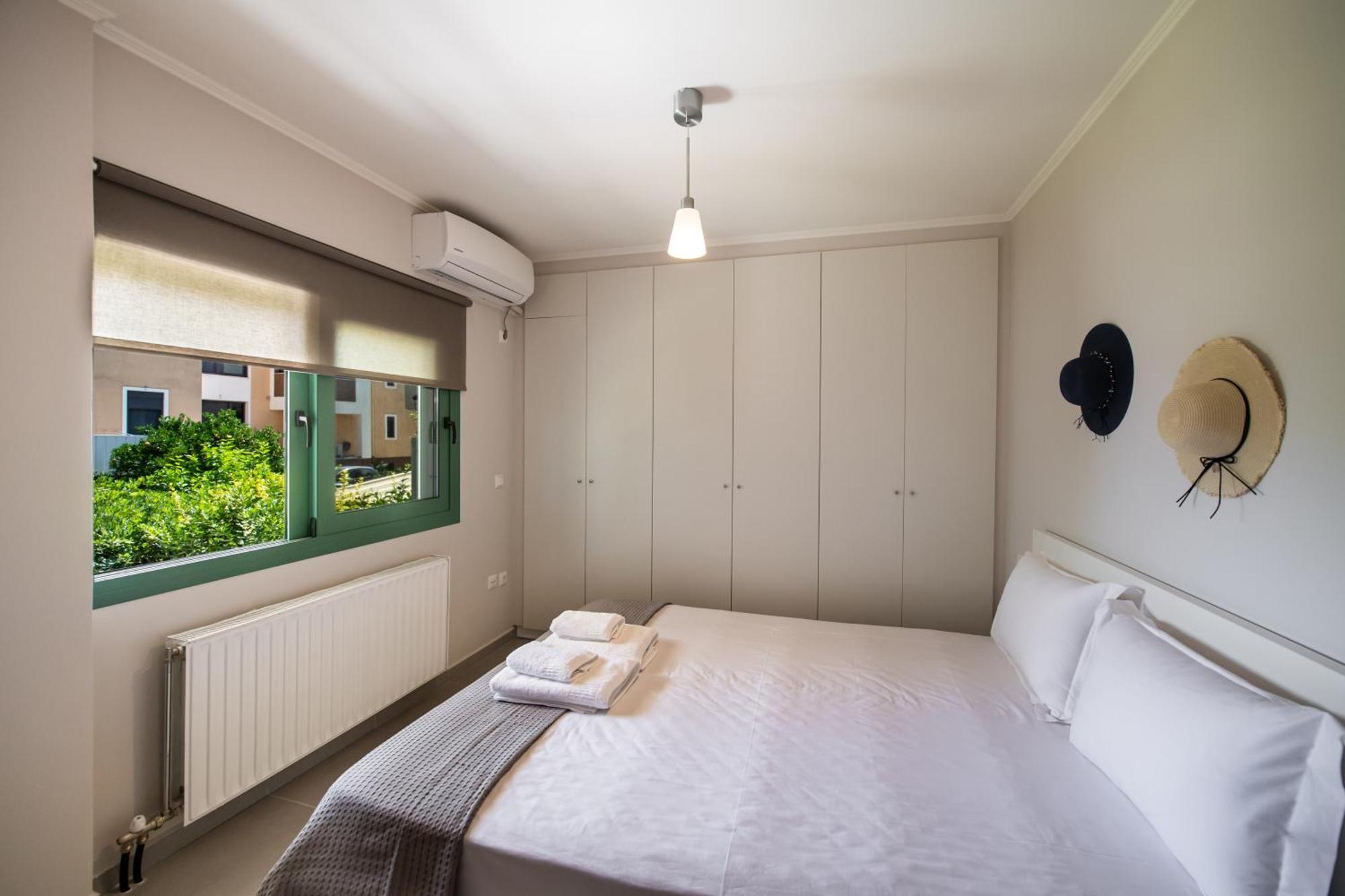 Apartment Irida *