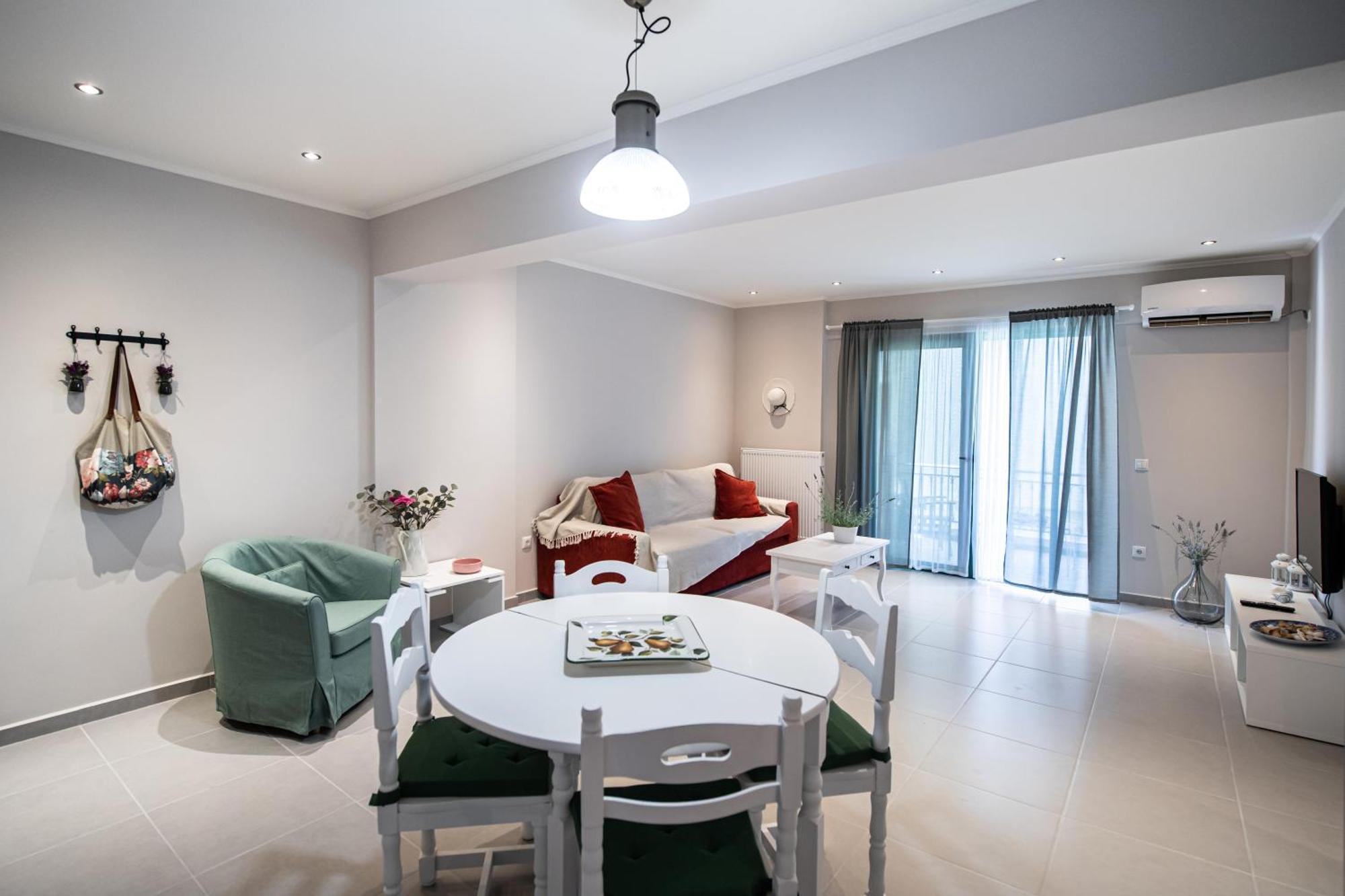 Irida Apartment